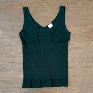 Yummie slimming tank top size L/XL